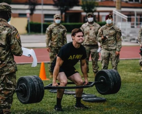 La importancia del entrenamiento de fuerza en el rendimiento militar